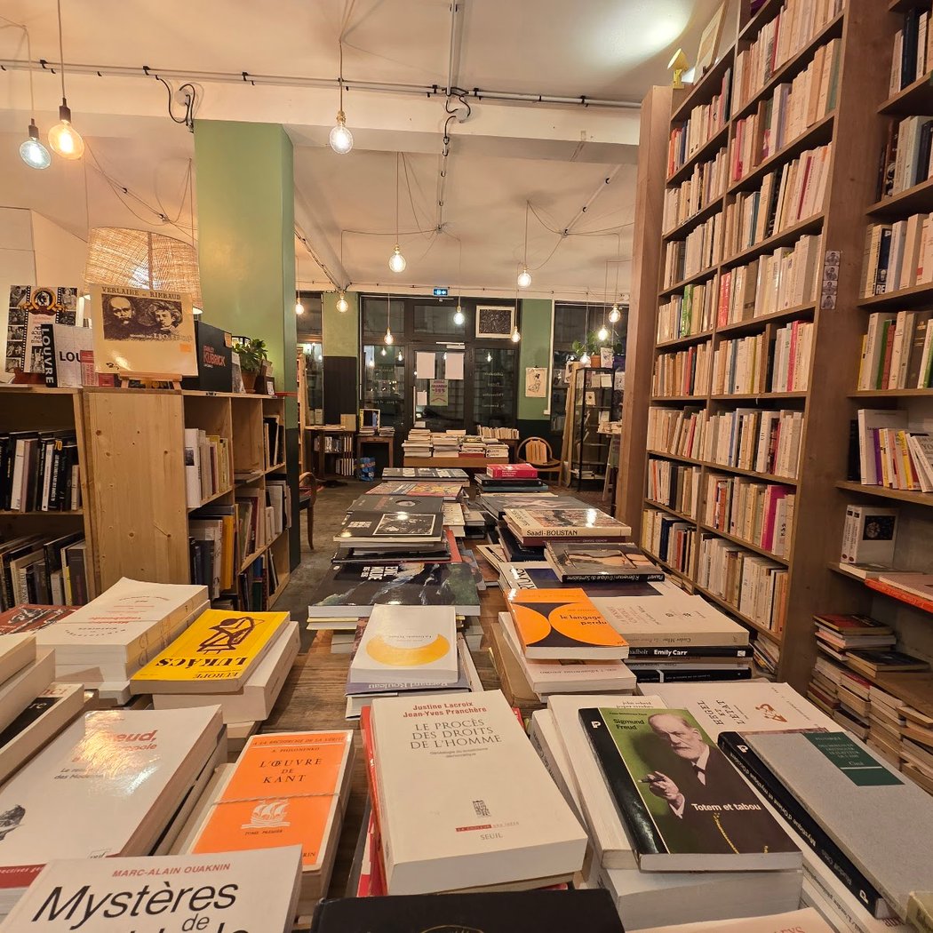 Librairie Les Apprentis 1